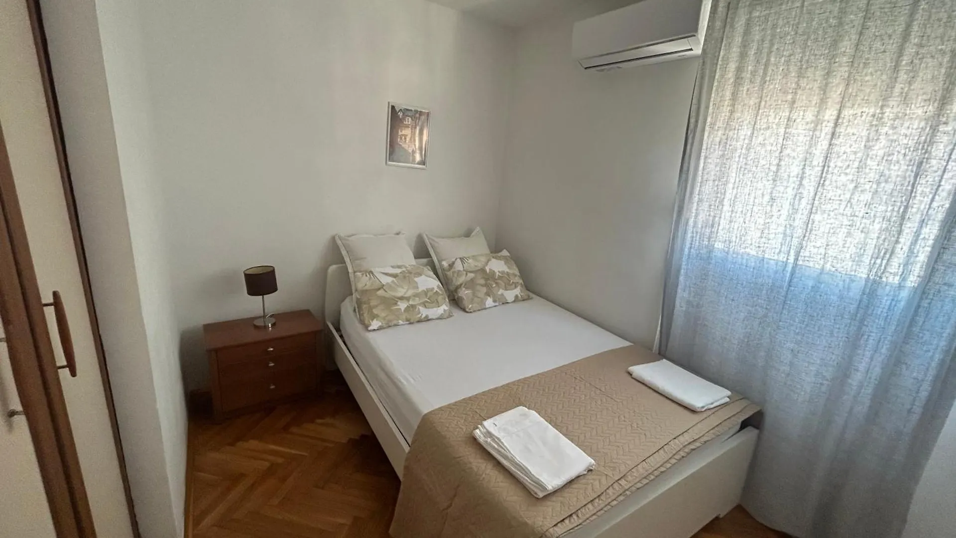 Apartment Lux View Split 0*,