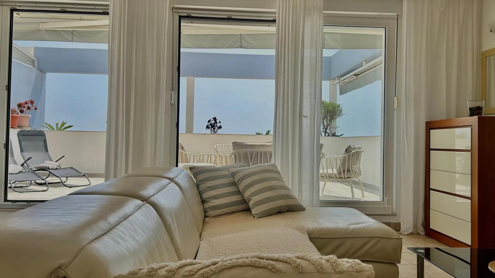 Beach Apartment Lux View 스플리트