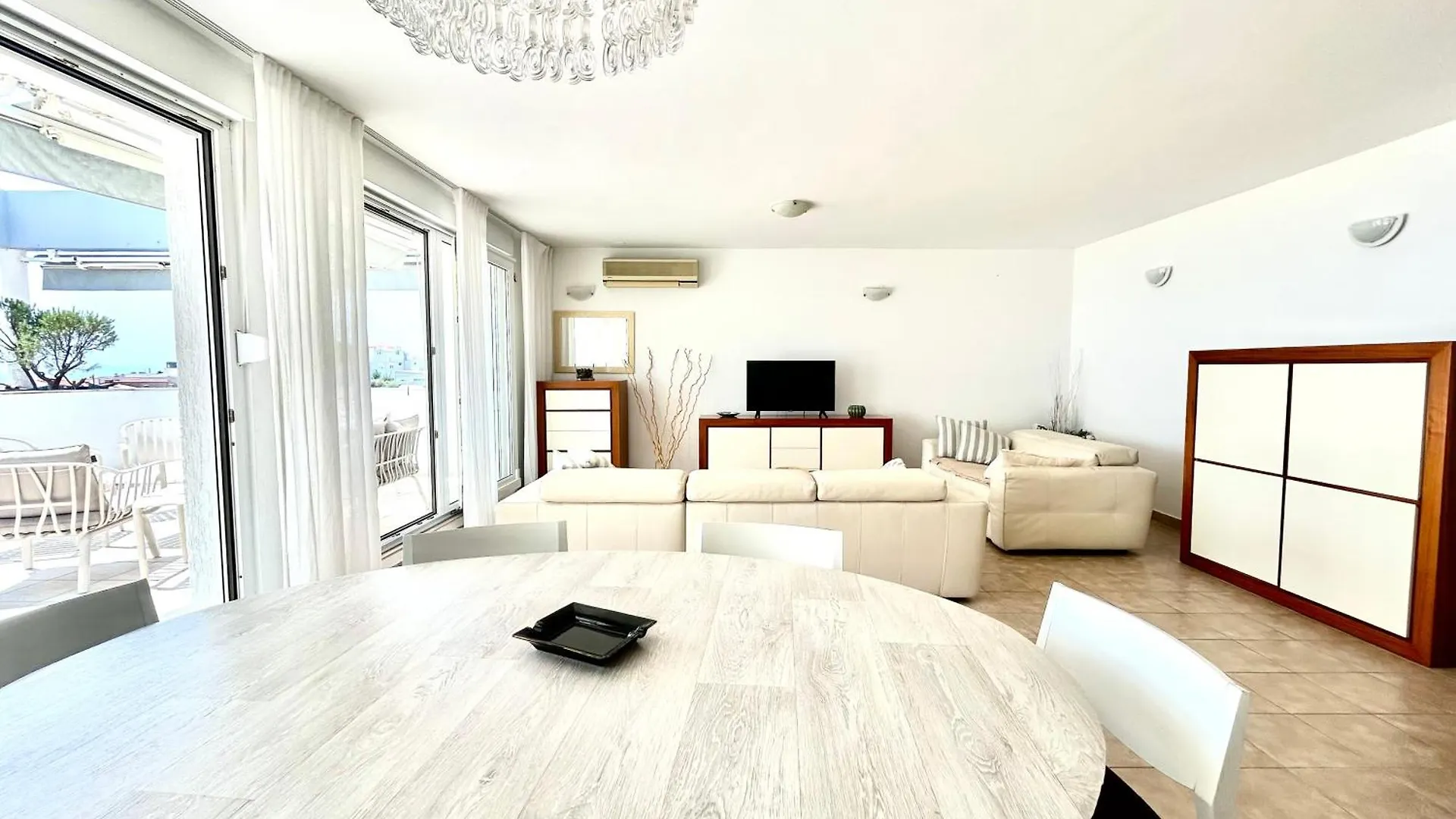 Beach Apartment Lux View 스플리트